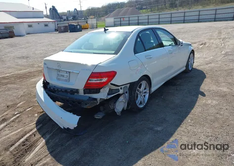 2012 Mercedes-Benz C 300 Luxury 4Matic/Sport 4Matic from USA, damaged, VIN WDDGF8BB8CA714148